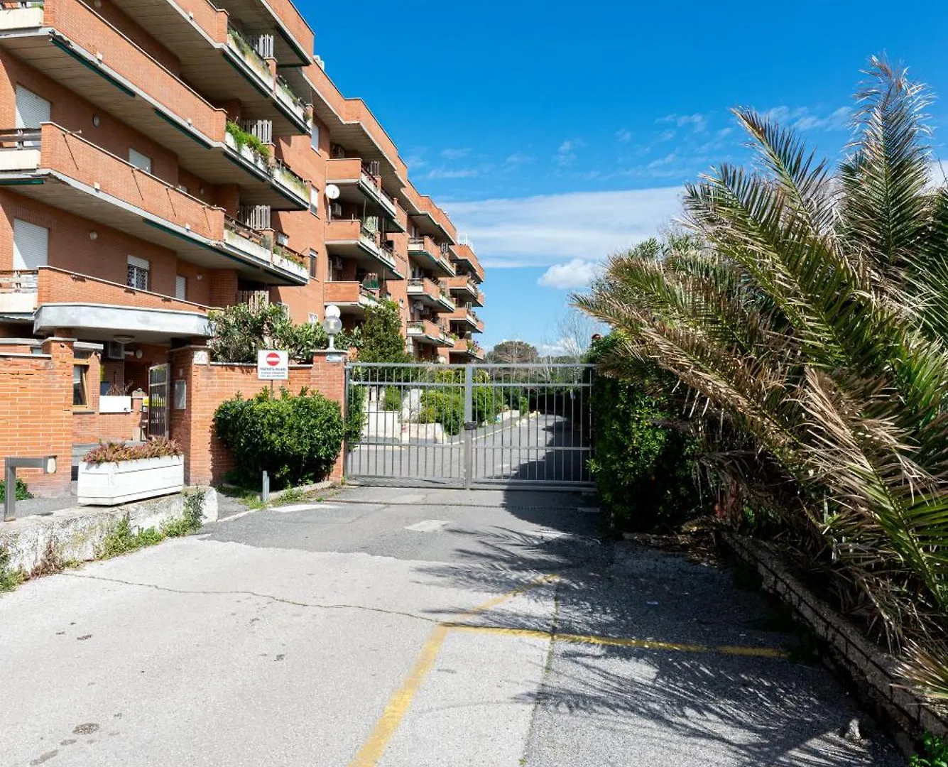 Casa Lucia - Seafront Paradise Lido di Ostia 0*,  Italy