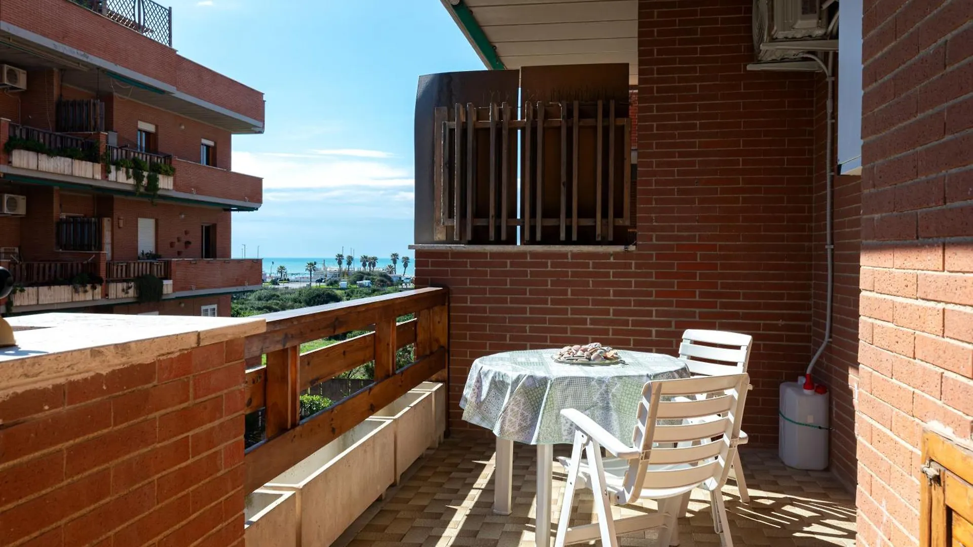 Casa Lucia - Seafront Paradise Lido di Ostia